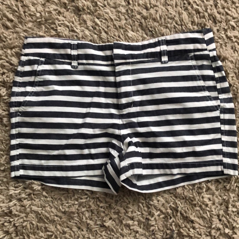 KHAKIS by Gap, size 4 S220